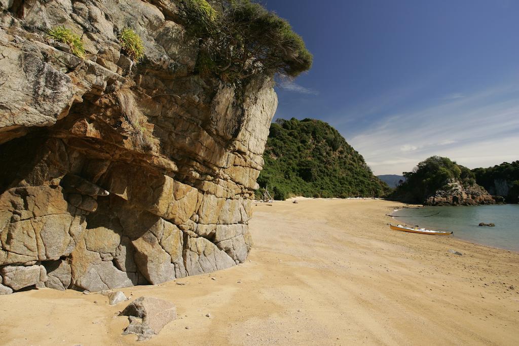 The Bay Lodge Pohara Екстериор снимка